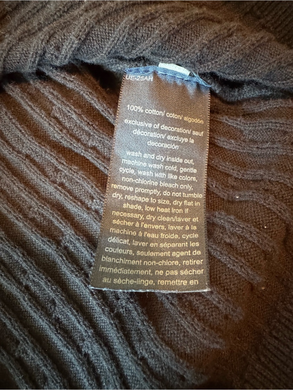 Tommy Hilfiger Men’s Cable Knit Quarter-Zip Sweater – Size Large. (EUC) - Picture 9 of 9